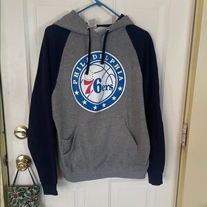 Gray and navy 76ers hoodie